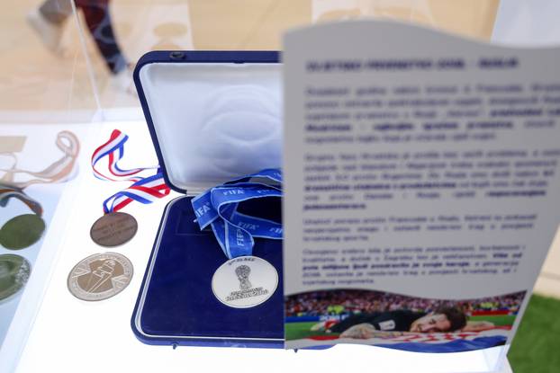 Zagreb: Izložba povodom 35 godina Hrvatskog nogometnog saveza 