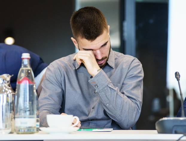 Nastavlja se su?enje u slu?aju dopinga profesionalnom nogometašu HSV-a Vuškovi?u