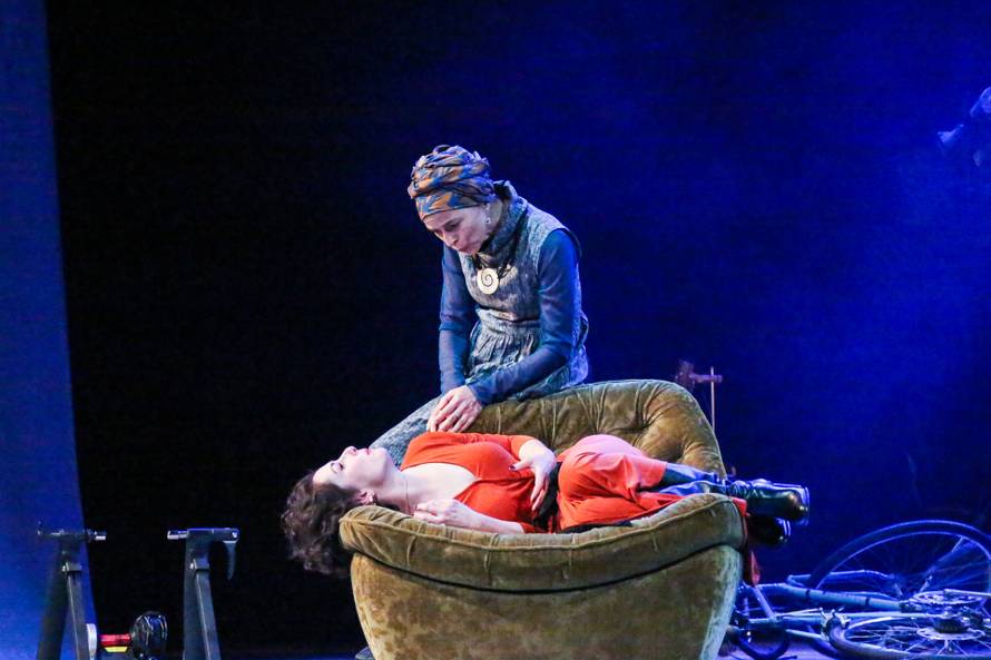 Drama 64 Tene Štivičić – priča o modernom roditeljstvu