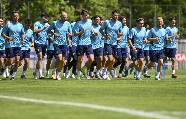 Zagreb: Media day i trening Dinama s novim trenerom 