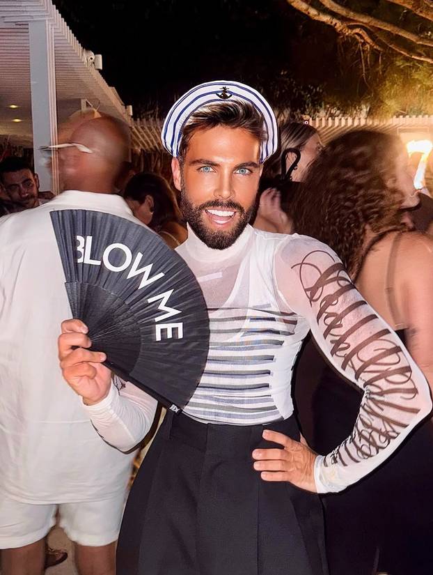 Odmor u stilu Marka Grubnića: Skupe torbice, leopard uzorci i vrela zabava na Mikonosu...