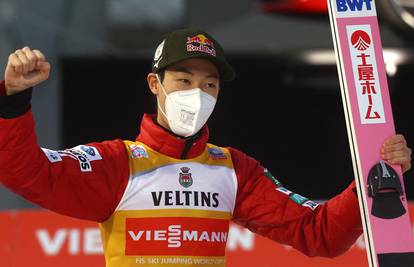 Kobayashi osvojio i Garmisch, mladi Slovenac senzacija dana