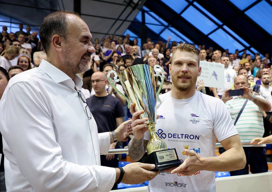 Split: Vaterpolisti Jadrana obranili naslov prvaka treću godinu zaredom