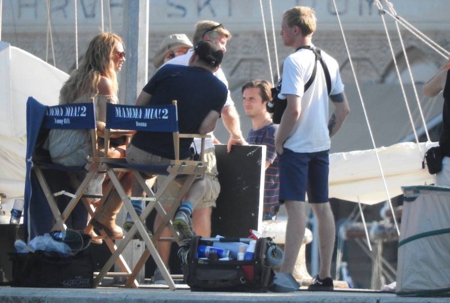 Snimali su na Visu: Izašli prvi kadrovi iz filma 'Mamma Mia'