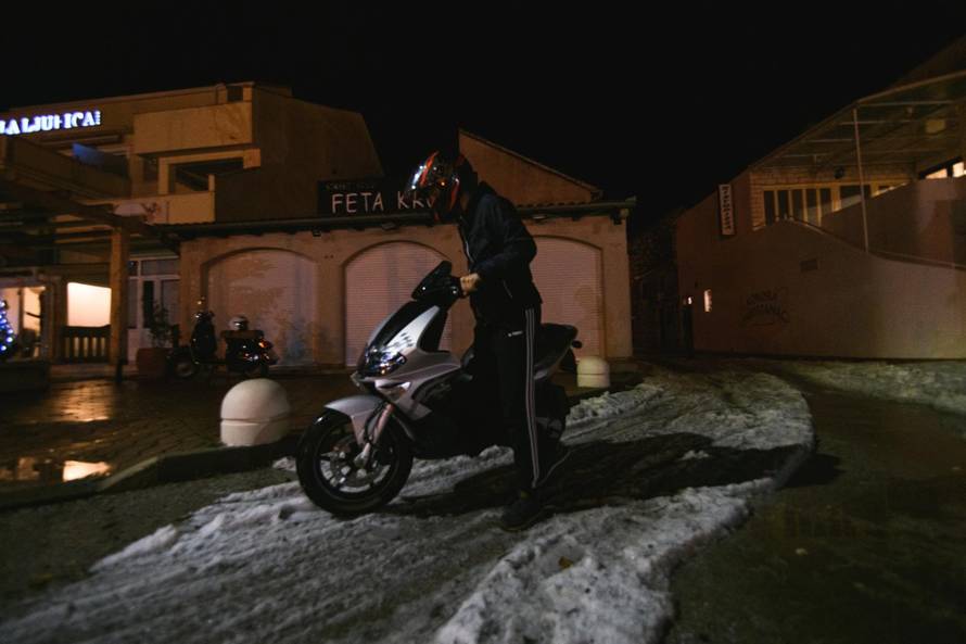 Tuča je pogodila Jadran: 'Aute smo morali izvlačiti bagerima'