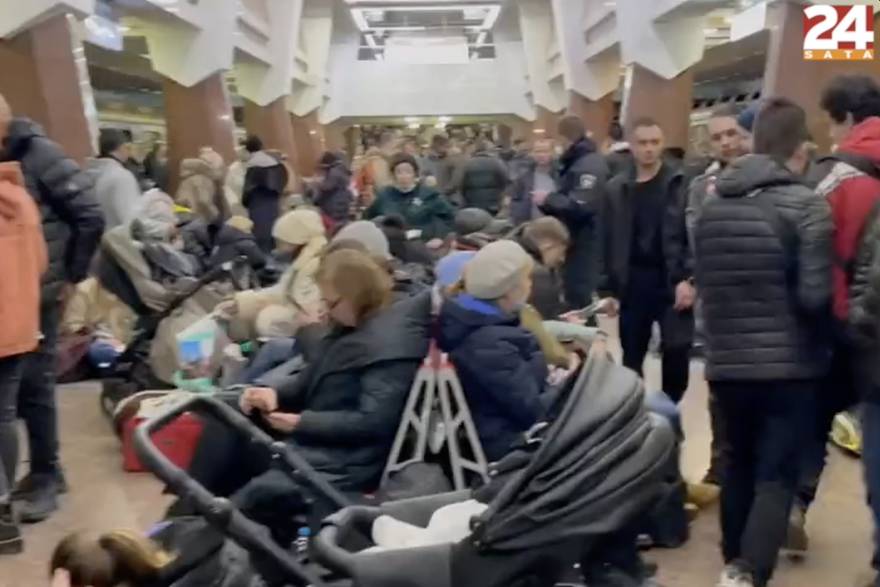 Postaje podzemne željeznice u Kijevu postale su improvizirani bunkeri za one koji nisu pobjegli