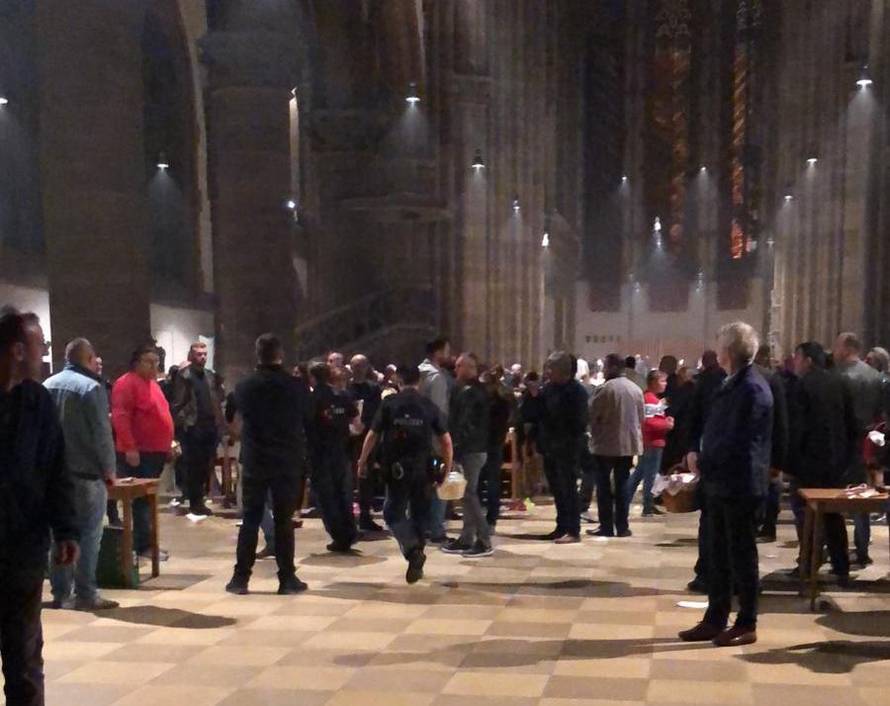 München: Misu na kojoj su bili Hrvati prekinuli zbog petarde