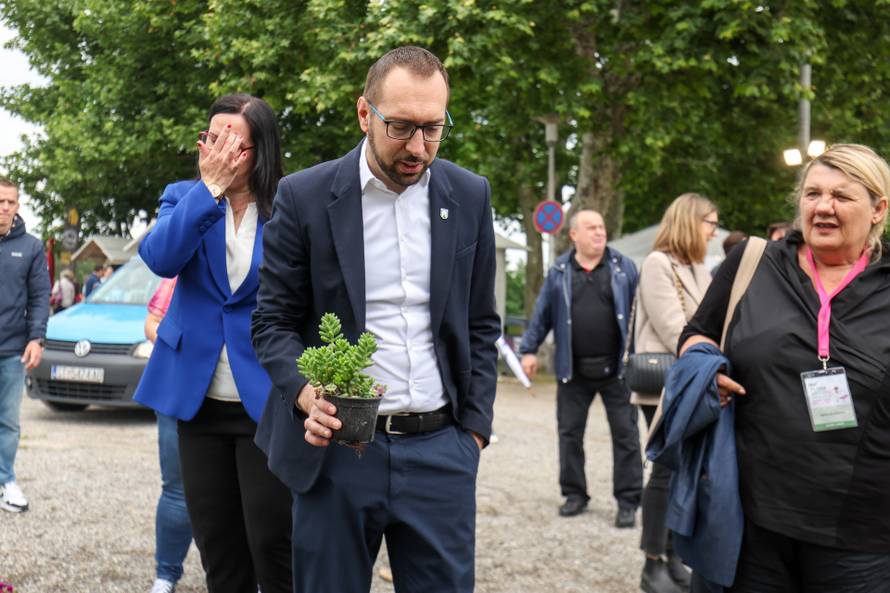 Zagreb: Gradonačelnik Tomašević otvorio ovogodišnji Floraart na Bundeku
