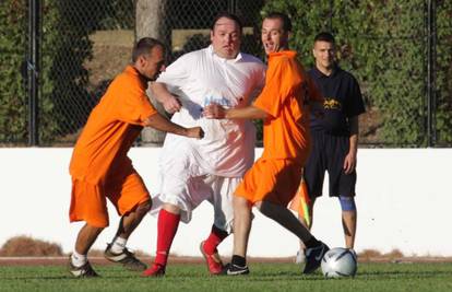 Makarski Ronaldinho težak je punih 164 kilograma!