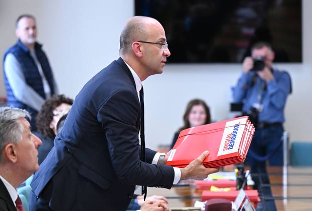 Zagreb: Socijaldemokrati predali listu DIP-u