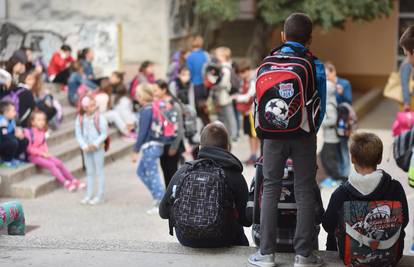 Nagrada za najbolji udžbenik u Europi je sjajna vijest, samo da na kraju ne bude za stari papir