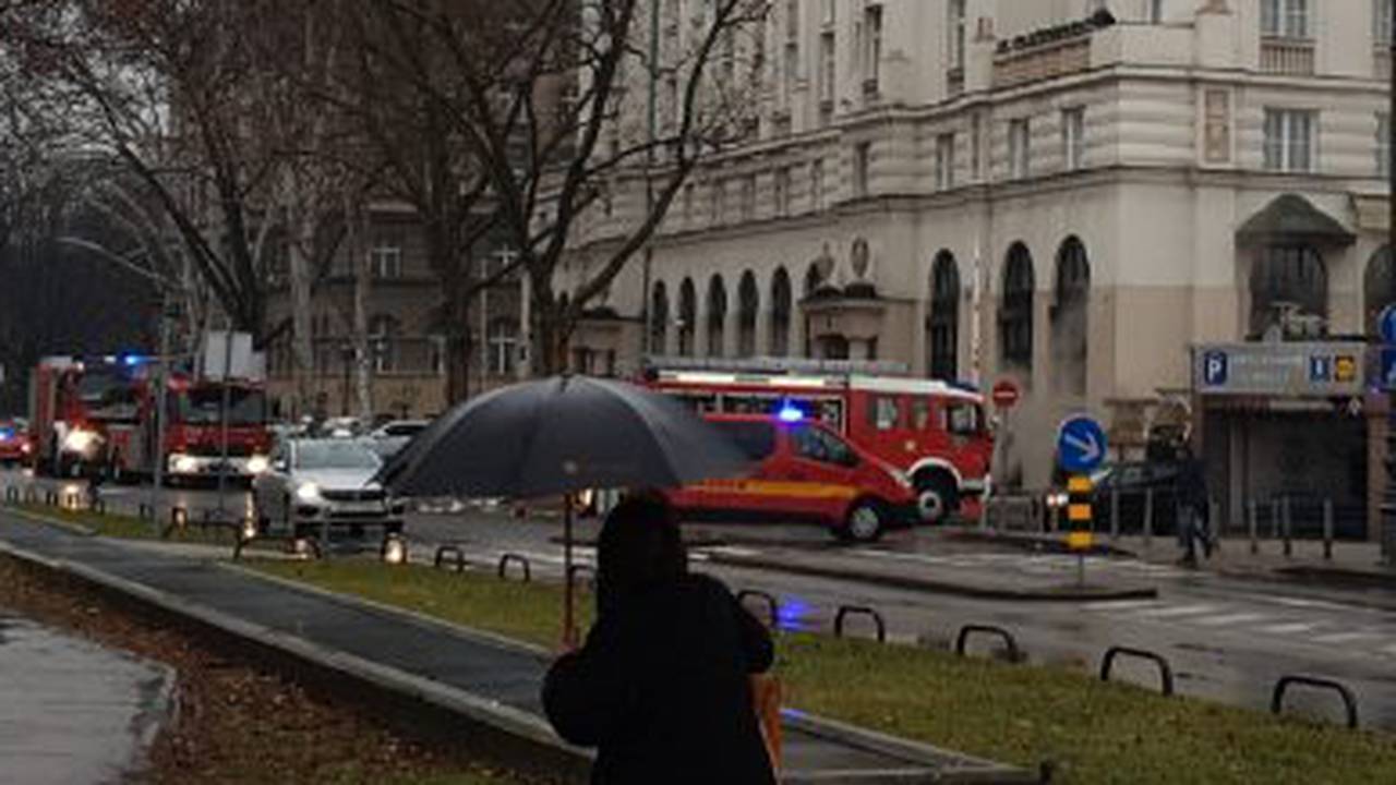 Buknuo je požar u podrumu hotela Esplanada u Zagrebu