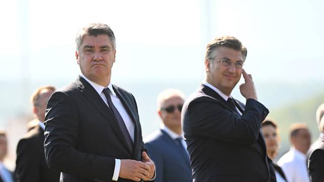 Knin: Zoran Milanović i Andrej Plenković zajedno u prvom redu na obljetnici Oluje
