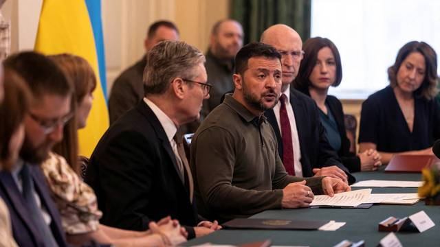 British PM Starmer hosts Ukraine President Zelenskiy in London