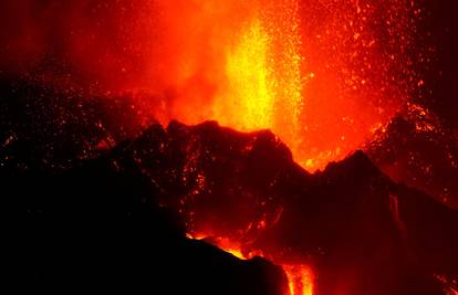 Vulkan na Kanarima ne miruje: Padali blokovi lave veličine zgrada, potresi i dalje česti