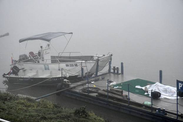 MJESTO UŽASA Ovdje se čamac prevrnuo u Slavonskom Brodu. Najmanje dva migranta mrtva