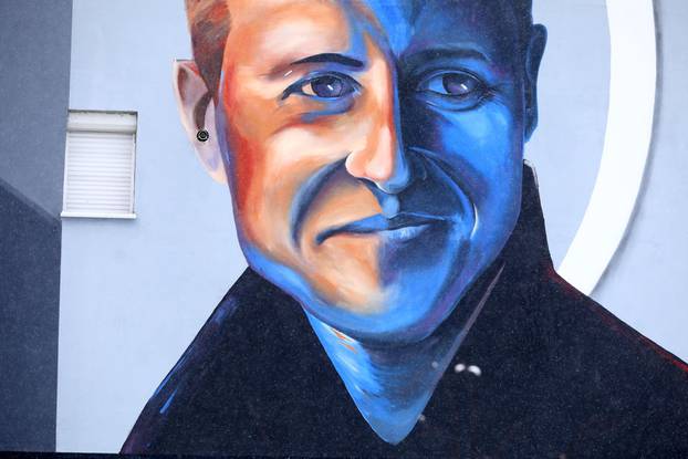 U Sarajevu napravljen mural posvećen vozaču Formule 1 Michaelu Schumacheru