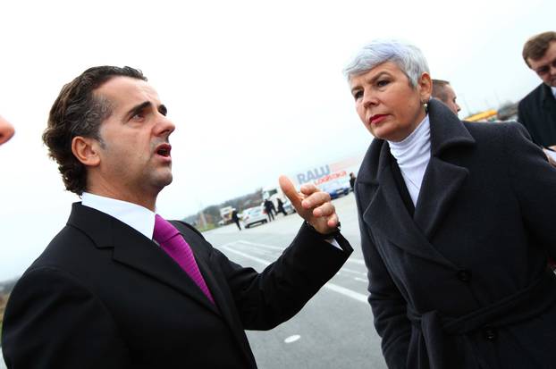 Popova?a: Postavljanje kamena temeljca za farmaceutsku tvornicu PharmaS