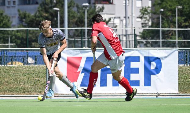 Zagreb: Hokej na travi, HAHK Mladost protiv HK Concordia 1906
