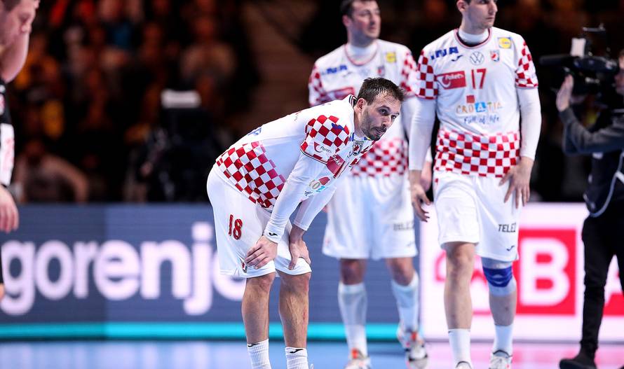 Stockholm: Tuga rukometaša Hrvatske nakon izgubljene utakmice u finalu rukometnog EP