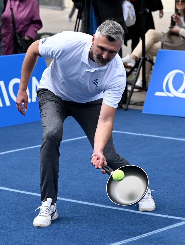 Zagreb: Goran Ivanišević odigrao je egzibicijski meč s mladom teniskom zvijezdom Lunom Vujović povodom predstavljanja zaklade UNIQUA SEE Future