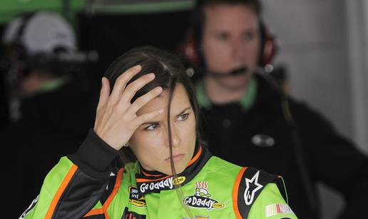 Novosti u ''cirkusu oktana'': Danica Patrick '16. u F1 bolidu