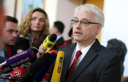 Josipović o vjeronauku: Djeca trebaju imati jednake uvjete