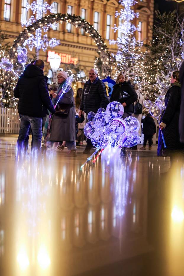 Zagreb: Blagdansko ozračje u centru grada