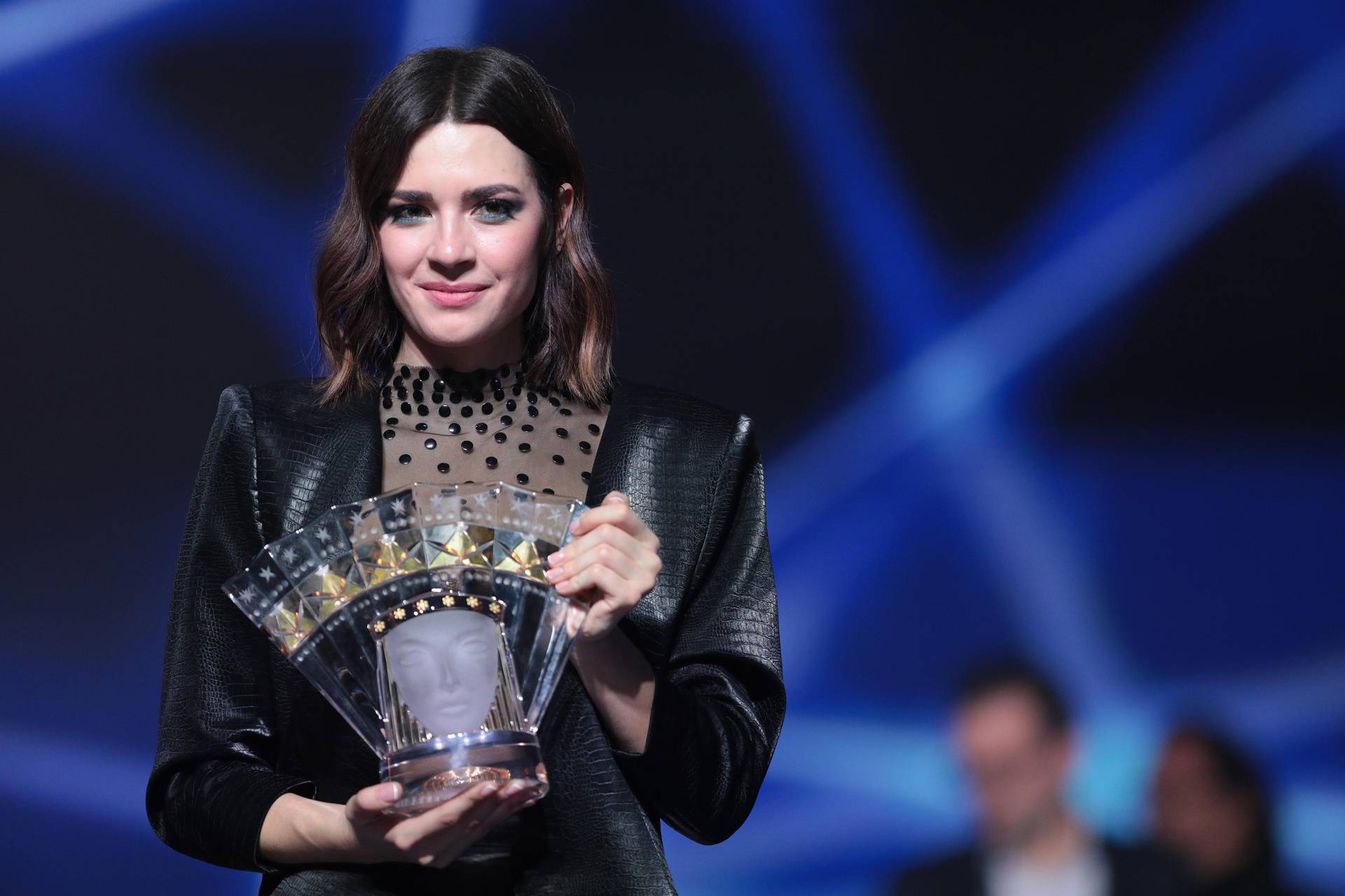 Mia Dimšić otpjevala pjesmu za Eurosong na hrvatskom jeziku: Koja se verzija vama više sviđa?