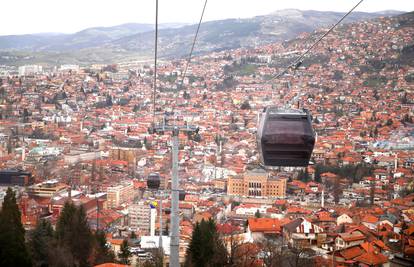 Sarajevo je opet dobilo žičaru, na otvorenju bio i Milan Bandić