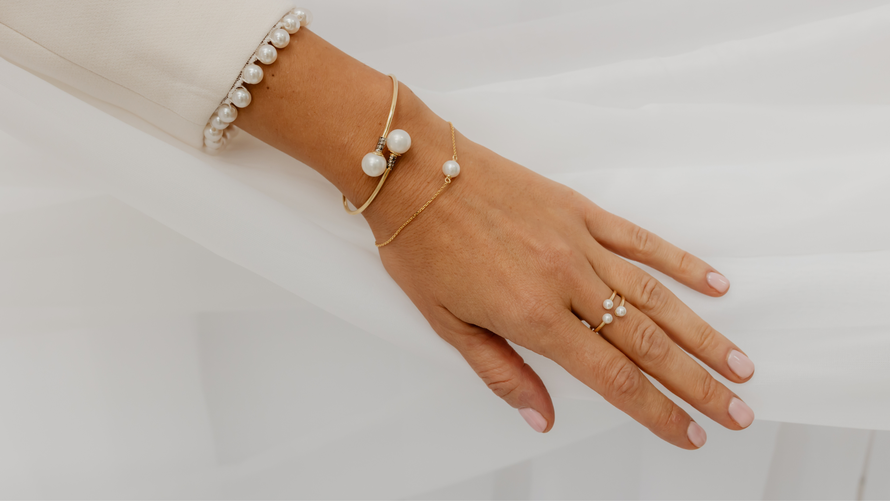 Imate staro zlato koje skuplja prašinu? Evo kako ga pretvoriti u komad koji ćete uvijek nositi