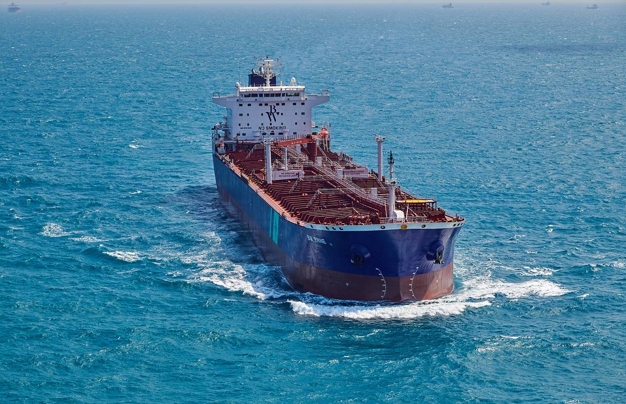 Čamac-bomba pogodio tanker u luci u Saudijskoj Arabiji
