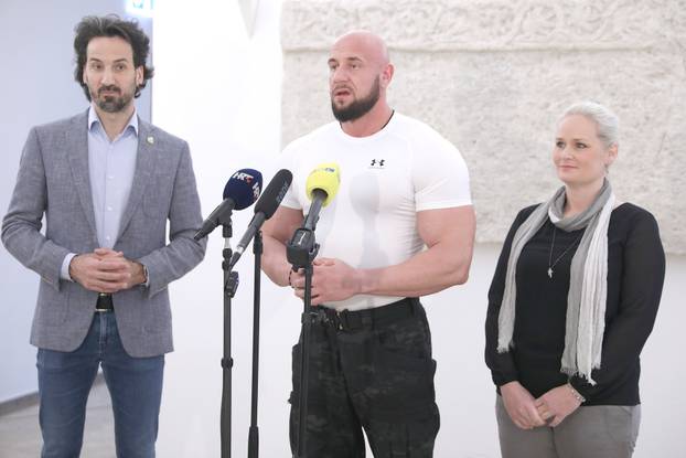 Zagreb: Izjave prije okruglog stola Uloga sporta i prehrane u borbi protiv pretilosti