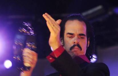 Nick Cave nominiran je za nagradu lošeg opisa seksa