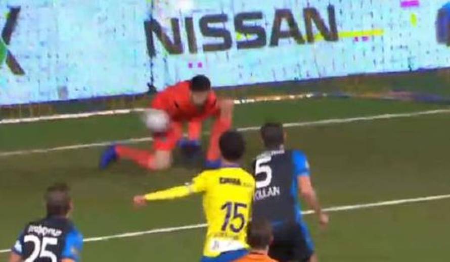 Kakav gaf! Karlo Letica primio gol nakon ogromne pogreške...