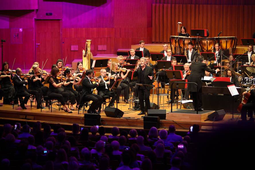 Glazbene legende i zagrebačka filharmonija nastupili u čast 931. rođendana grada Zagreba