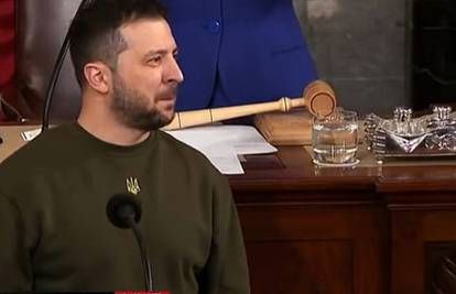 VIDEO Zelenski u borbi s emocijama, skoro zaplakao nakon uzvika 'Slava Ukrajini'