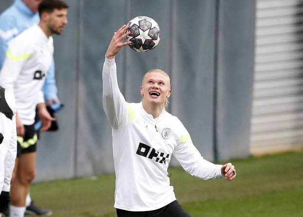 Champions League - Manchester City Training