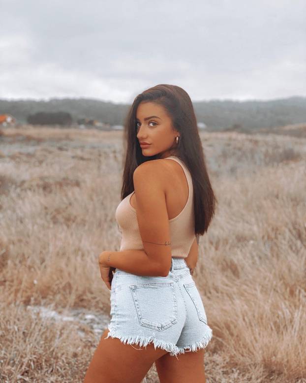 Zavela je maloljetnog Yamala i sad otkrila pikanterije: 'Dovodi po deset djevojaka na brod...'