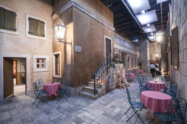 Zagreb: Obilazak kulisa i druženje s glumcima nove serije Divlje p?ele