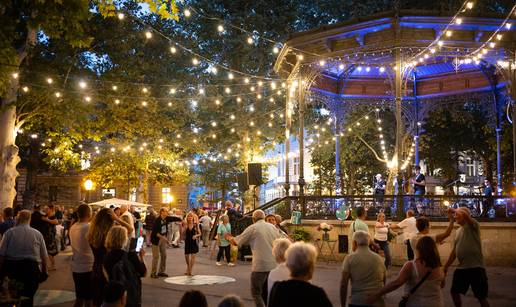 Romantični plesni ritmovi pod zelenim krošnjama Zrinjevca