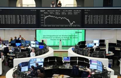 Zajedno s burzom padaju udjeli mirovinskih fondova. Analitičar: 'Ne treba sad stvarati paniku'