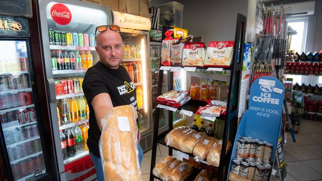 Benzinska postaja Kero-benz nedaleko Varaždina počela je prodavati kruh