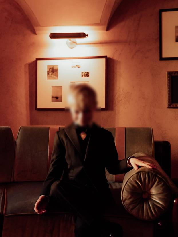 Varao ju je i silovao drugu, ona ga nije puštala. Vjenčali su se u Vatikanu. Conor objavio detalje