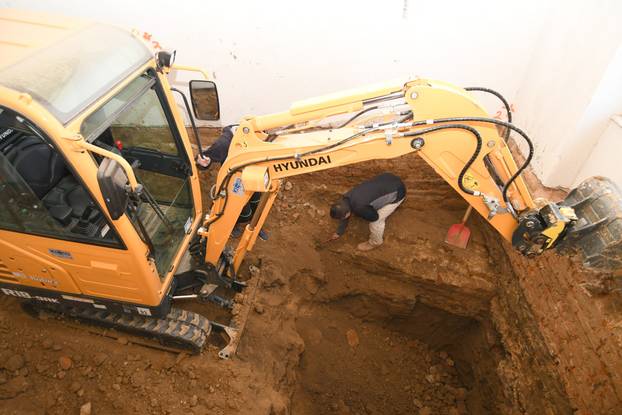 Veliko otkriće u Čazmi, ispod Gradskog muzeja nađeni ostaci biskupske utvrde iz 13. stoljeća