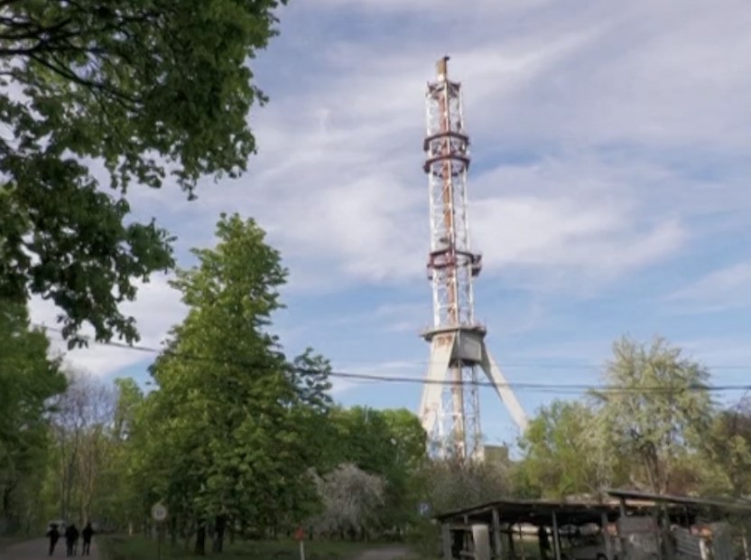 VIDEO Srušio se TV toranj u ukrajinskom Harkivu: Nastavlja se veliki napad ruskih dronova