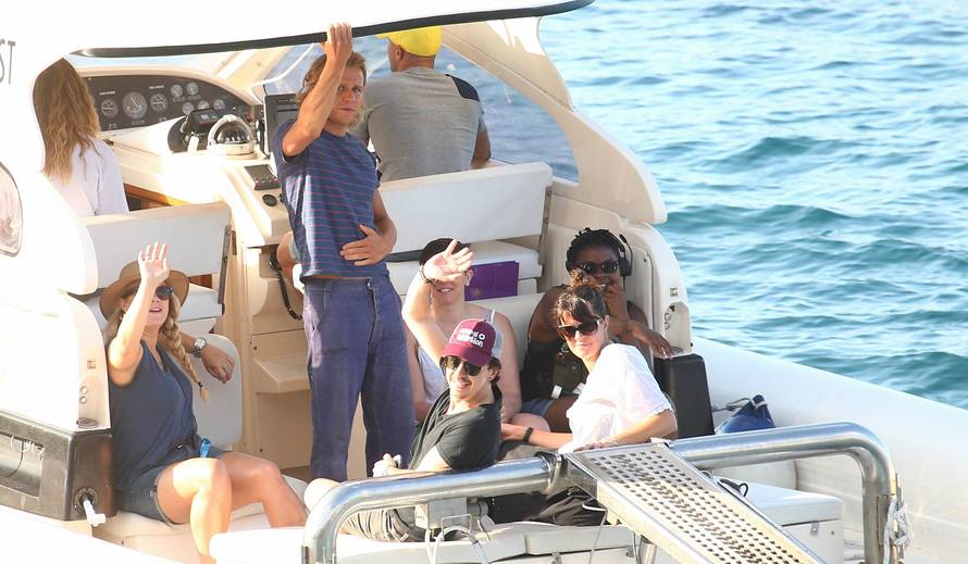 Snimali su na Visu: Izašli prvi kadrovi iz filma 'Mamma Mia'