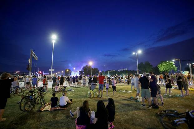 Scenografija dronovima na koncertu Marka Perkovića Thompsona