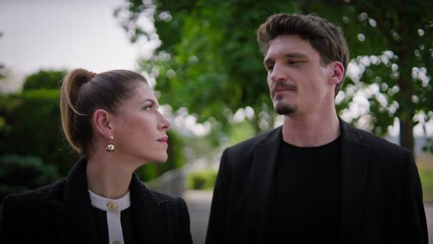 Žene su lude za njime, a 'tepaju' mu da je hrvatski Pedro Pascal: Evo tko je atraktivan glumac...