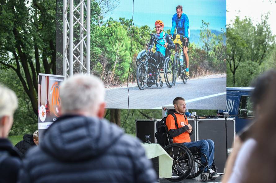 Zagreb: Povodom obilježavanja Svjetskog dana multiple skleroze održan 8. MS walk 